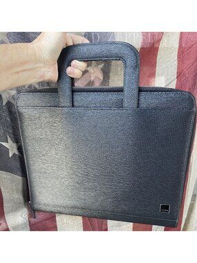Tumi Business Executive Black Leather Portfolio Case Documents Organizer Zipper